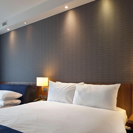 Holiday Inn Express Manchester City Centre By Ihg Bagian luar foto