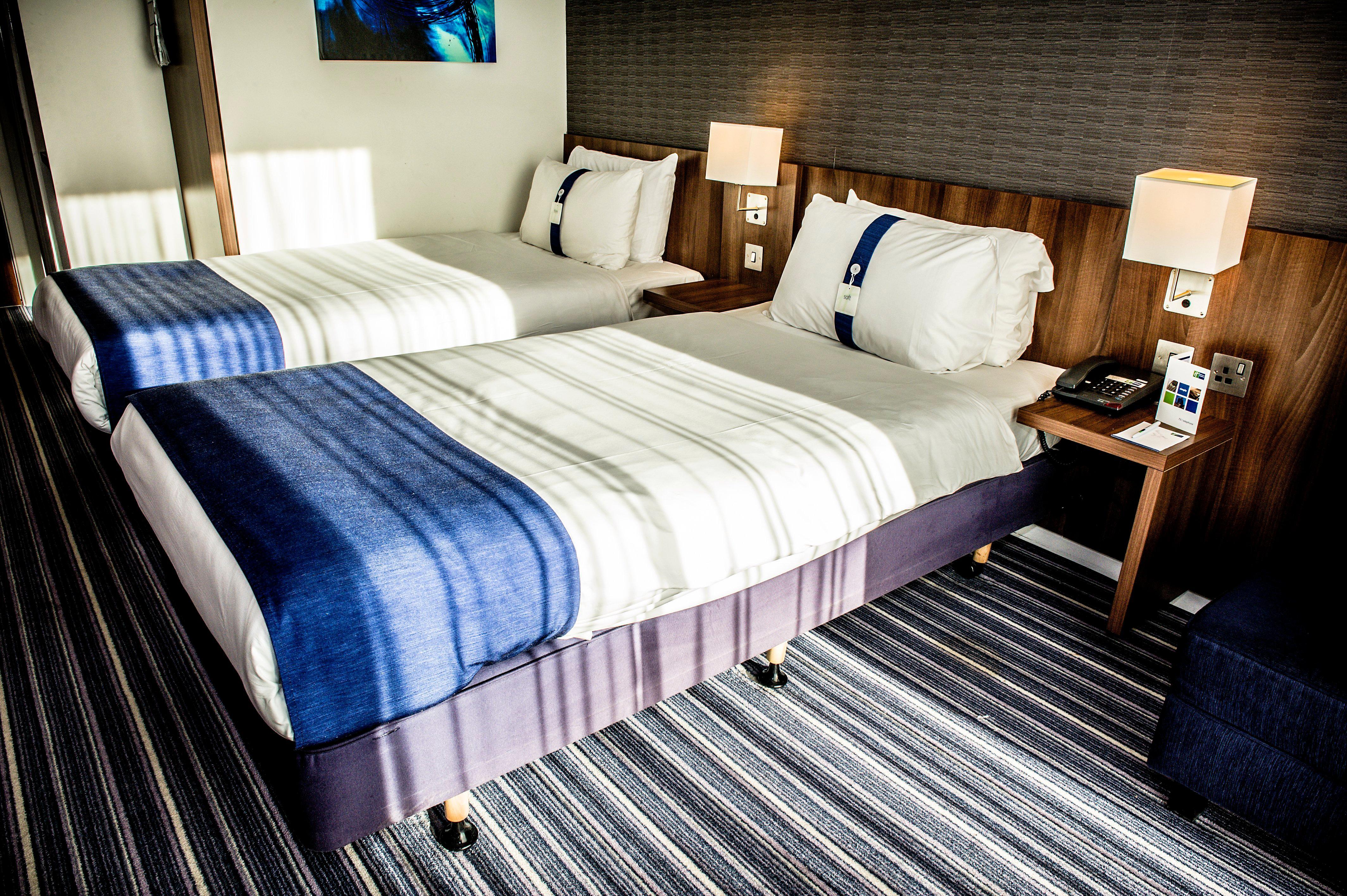 Holiday Inn Express Manchester City Centre By Ihg Bagian luar foto