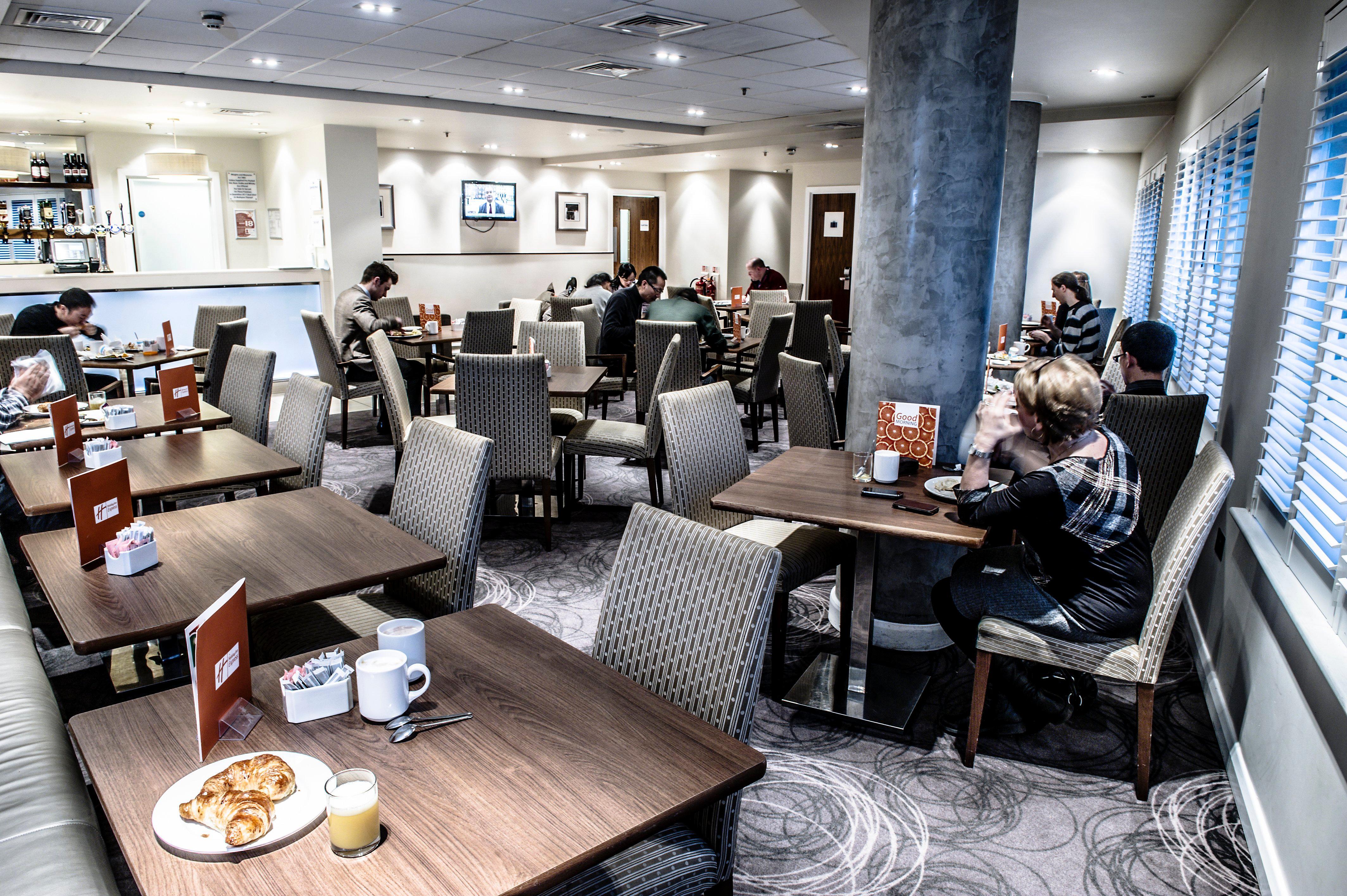 Holiday Inn Express Manchester City Centre By Ihg Bagian luar foto