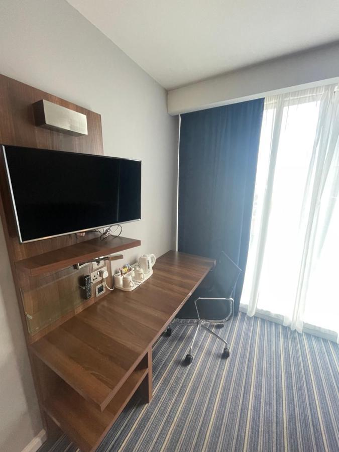 Holiday Inn Express Manchester City Centre By Ihg Bagian luar foto