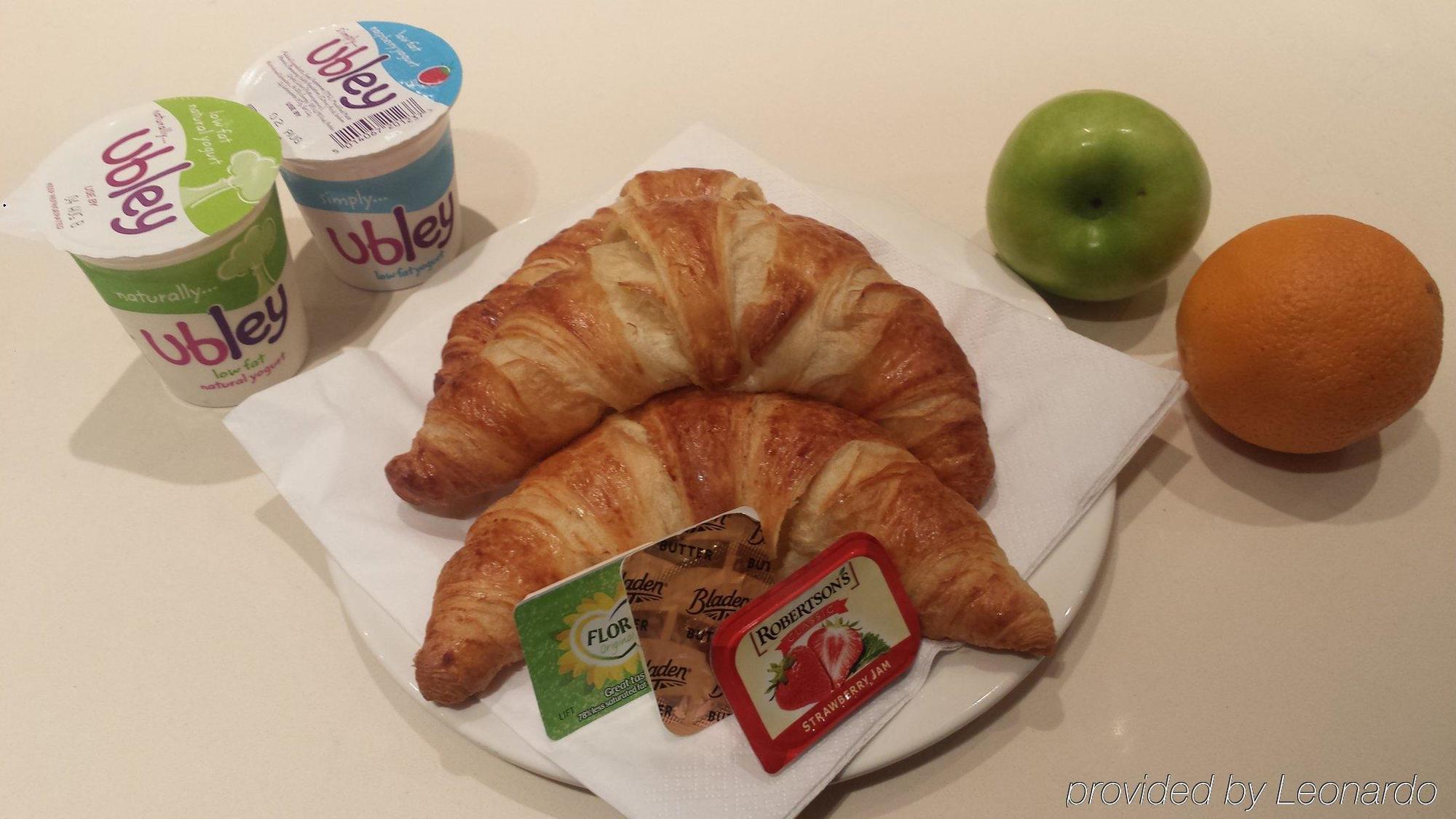 Holiday Inn Express Manchester City Centre By Ihg Bagian luar foto