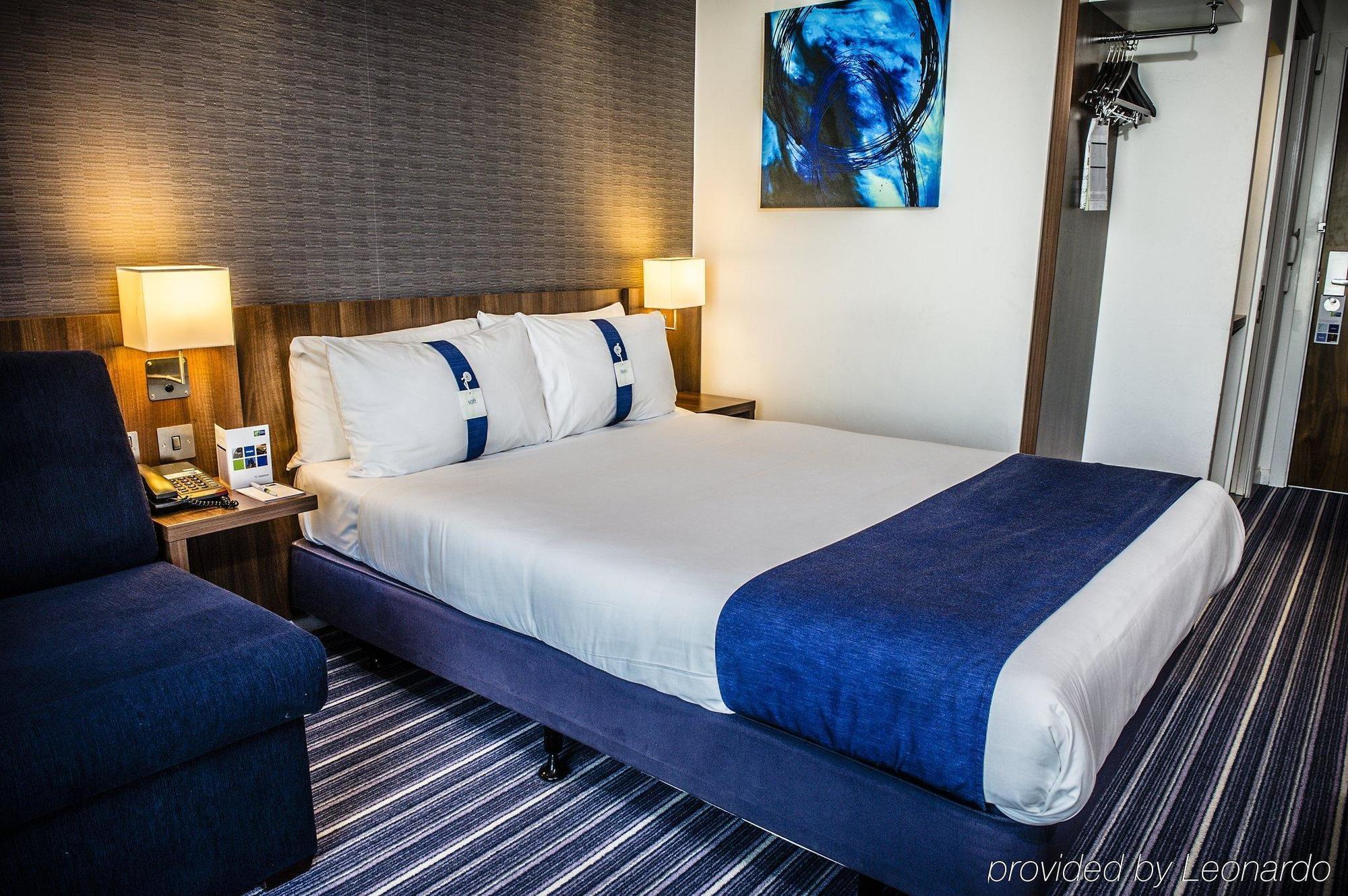Holiday Inn Express Manchester City Centre By Ihg Bagian luar foto