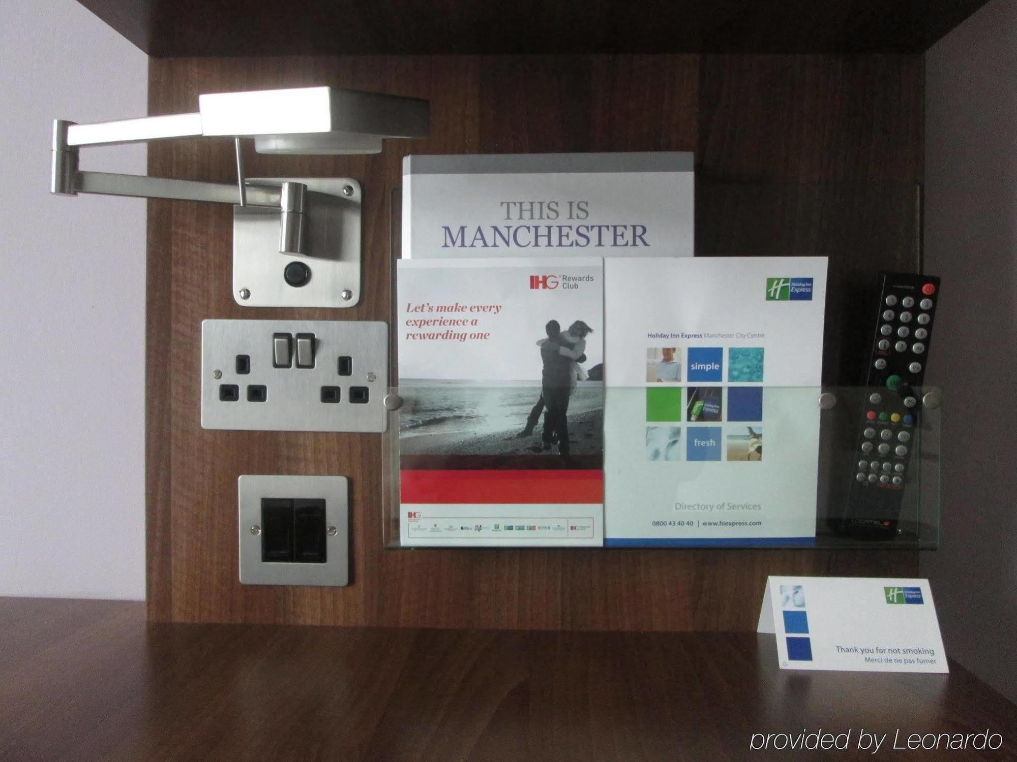 Holiday Inn Express Manchester City Centre By Ihg Bagian luar foto